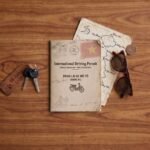Carnet de Conducir Internacional, mapa y llaves de moto para el Loop de Ha Giang.