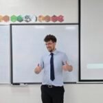 Alberto, profesor en un colegio de Hanói